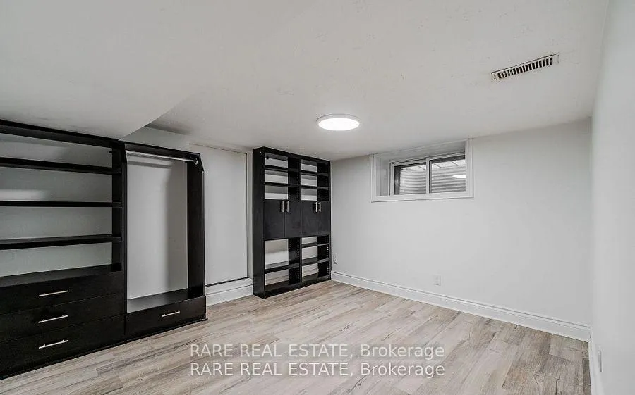 Photo 7 of Unit Lower, 538 Roxton Road, Toronto, Palmerston-Little Italy — HOMEH