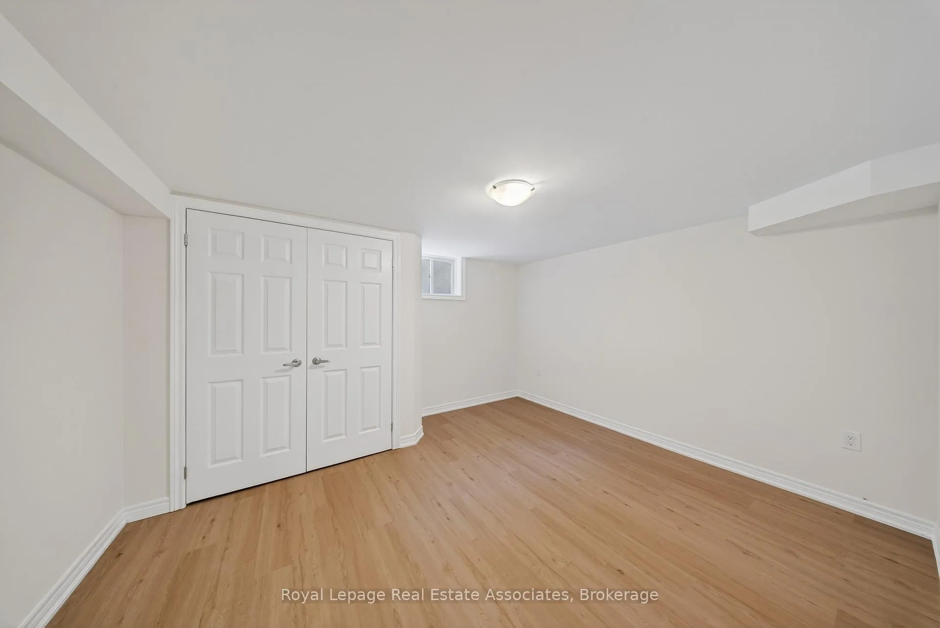 Photo 22 of 48 Hudson Drive, Brampton, Fletcher's West — HOMEH