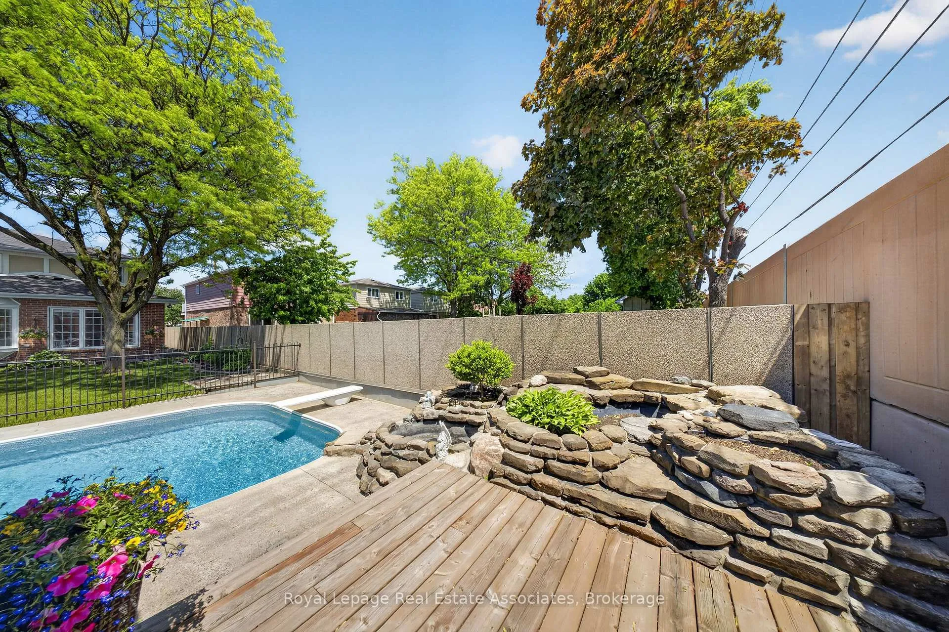 Photo 49 of 48 Hudson Drive, Brampton, Fletcher's West — HOMEH
