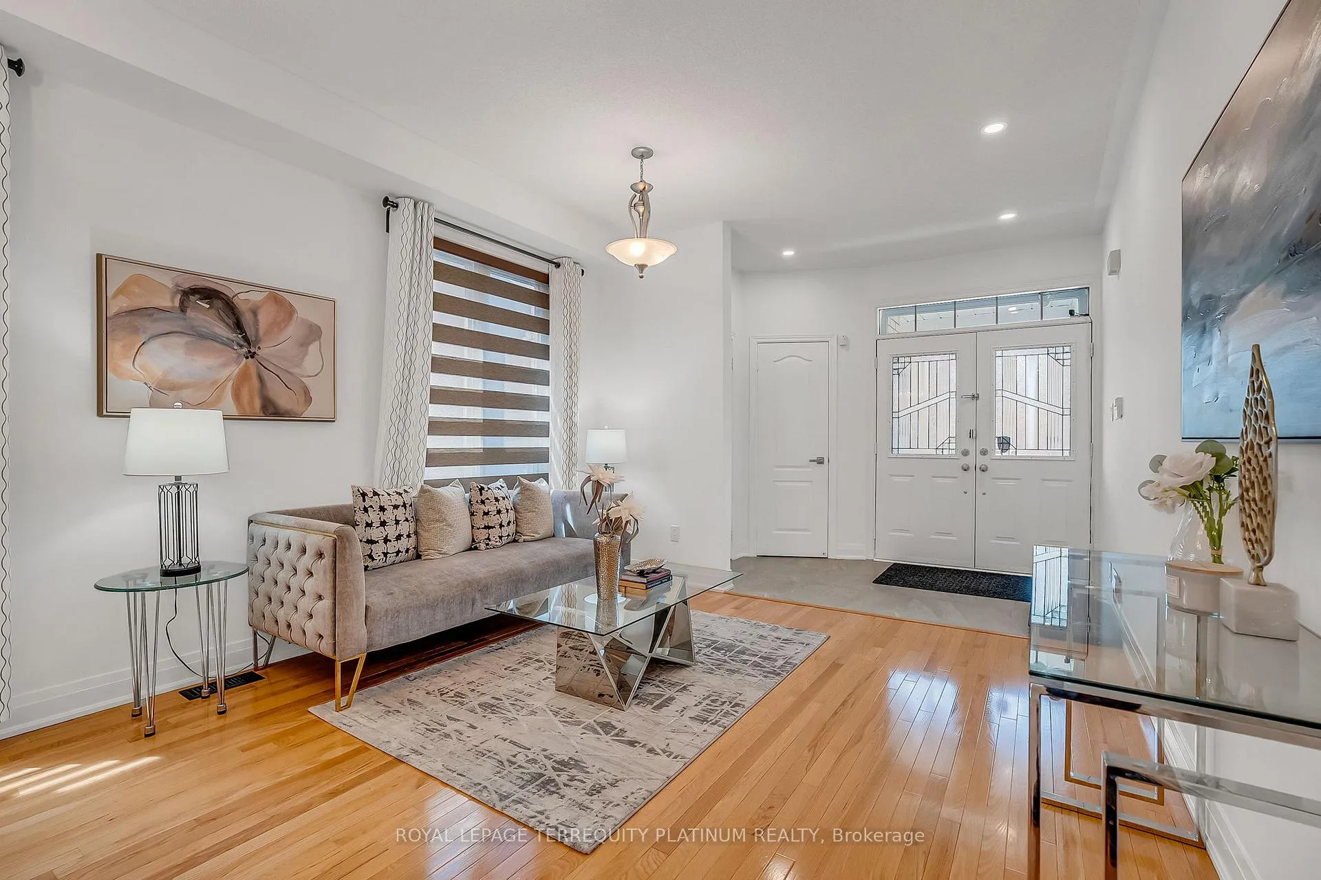 Photo 3 of 105 Alfred Paterson Drive, Markham, Greensborough — HOMEH