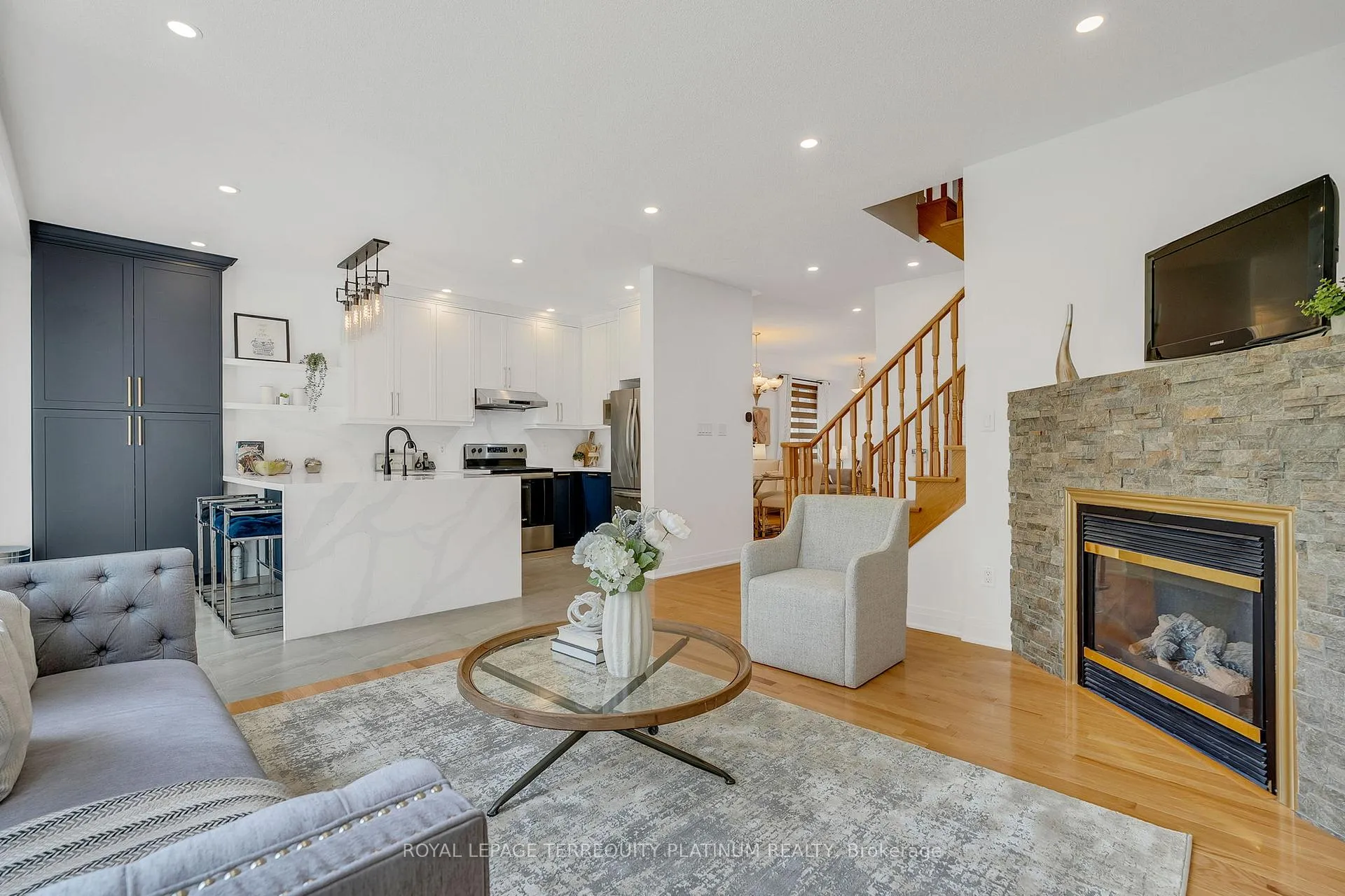 Photo 8 of 105 Alfred Paterson Drive, Markham, Greensborough — HOMEH