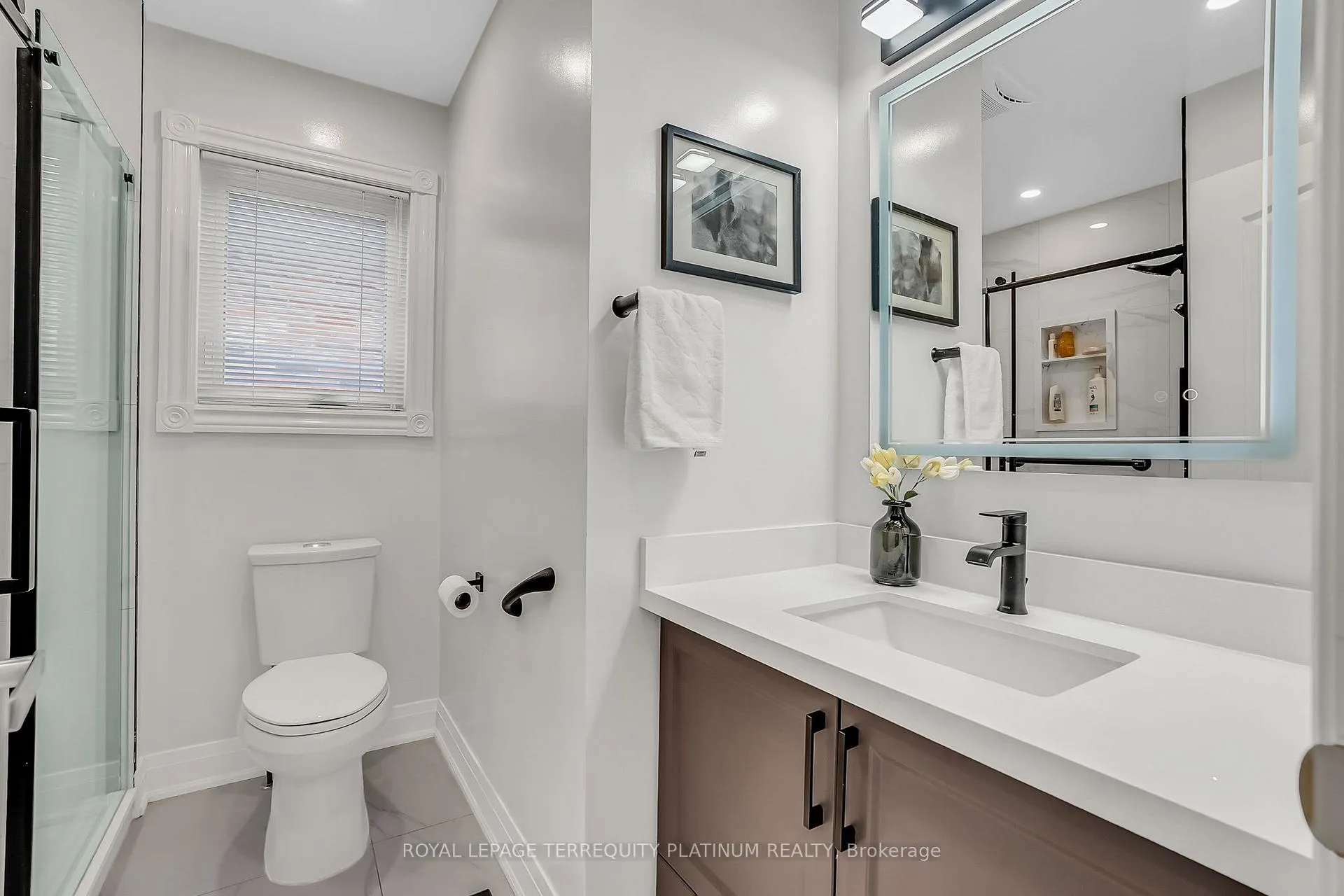 Photo 24 of 105 Alfred Paterson Drive, Markham, Greensborough — HOMEH