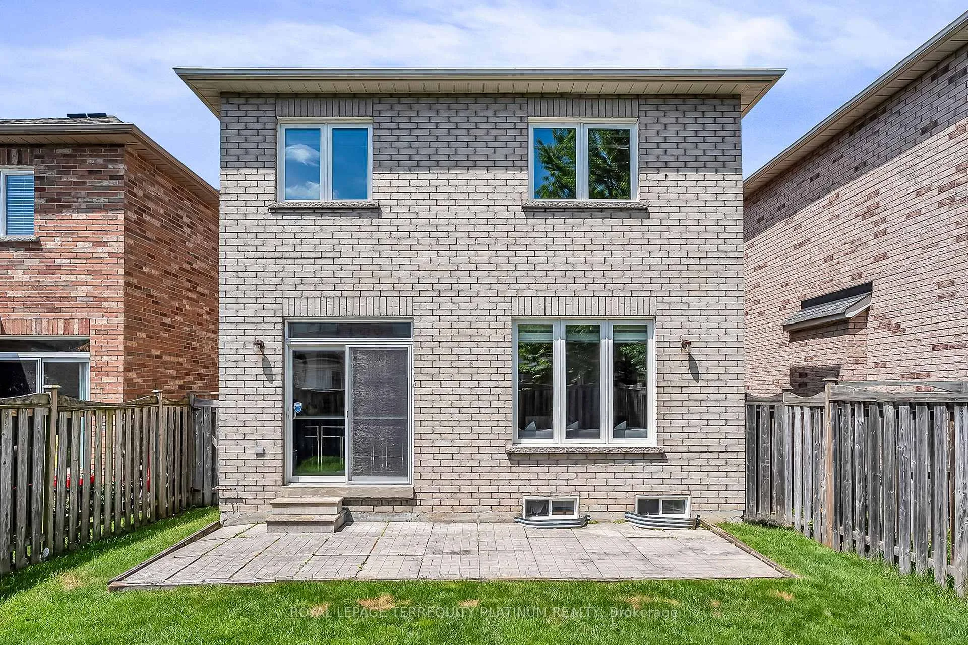 Photo 31 of 105 Alfred Paterson Drive, Markham, Greensborough — HOMEH