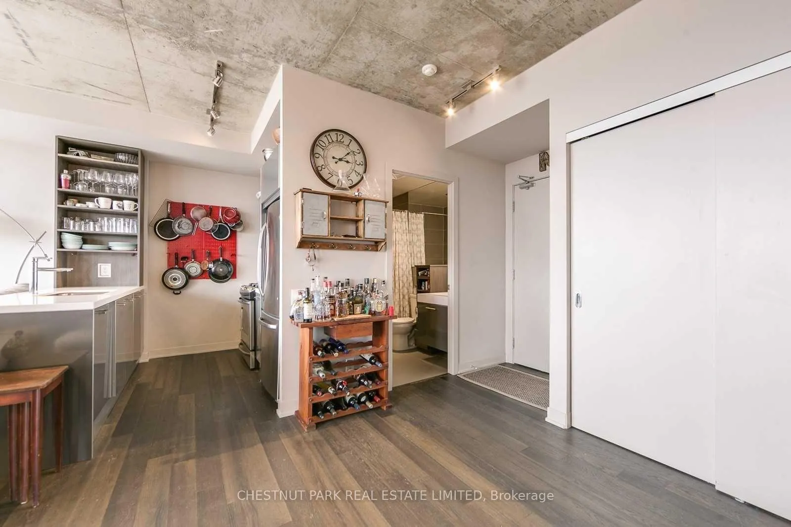 Photo 5 of Unit 1009, 318 King Street E, Toronto, Moss Park — HOMEH