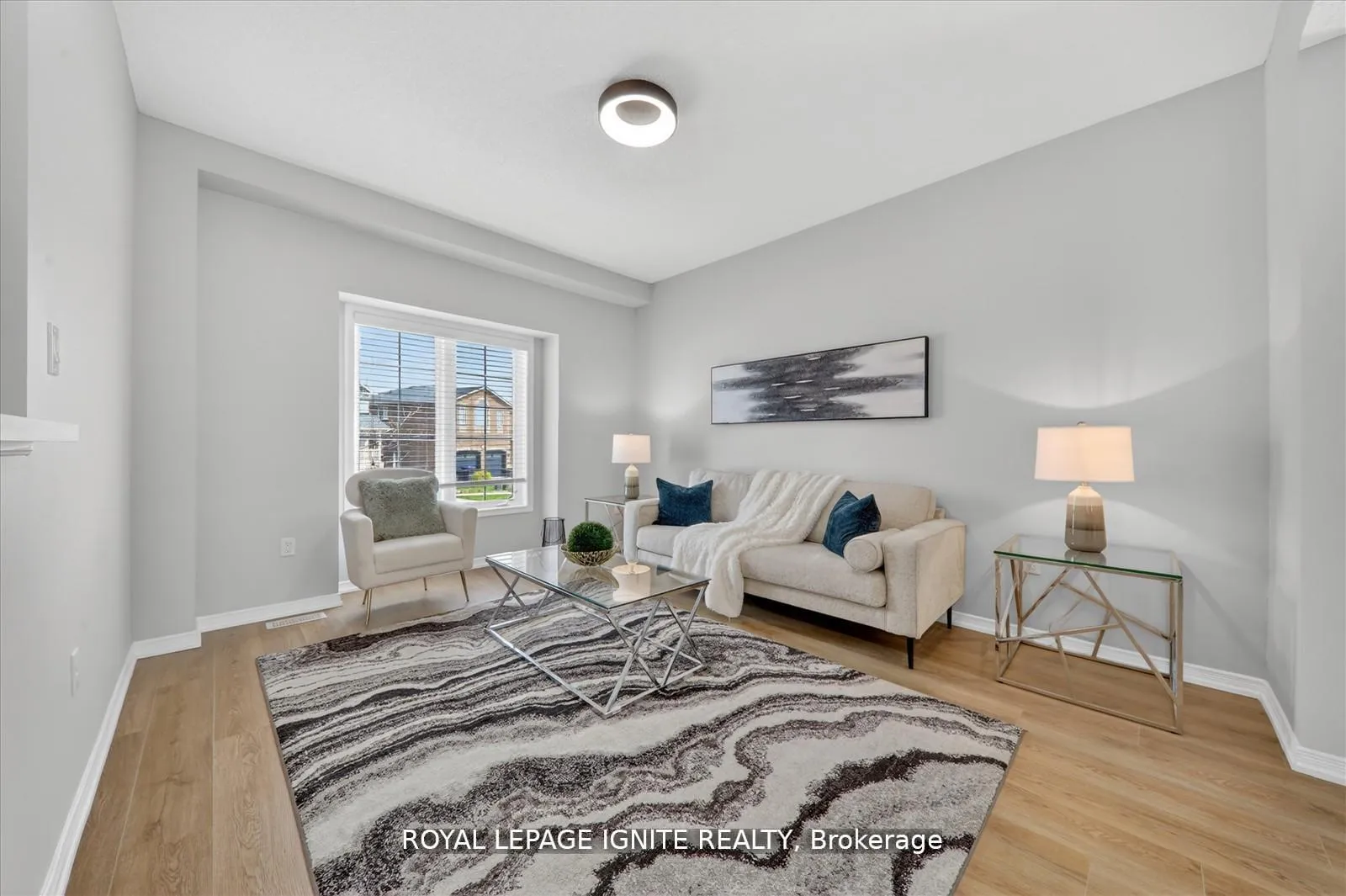 Photo 3 of 1447 Bassingthwaite Court, Innisfil, Alcona — HOMEH