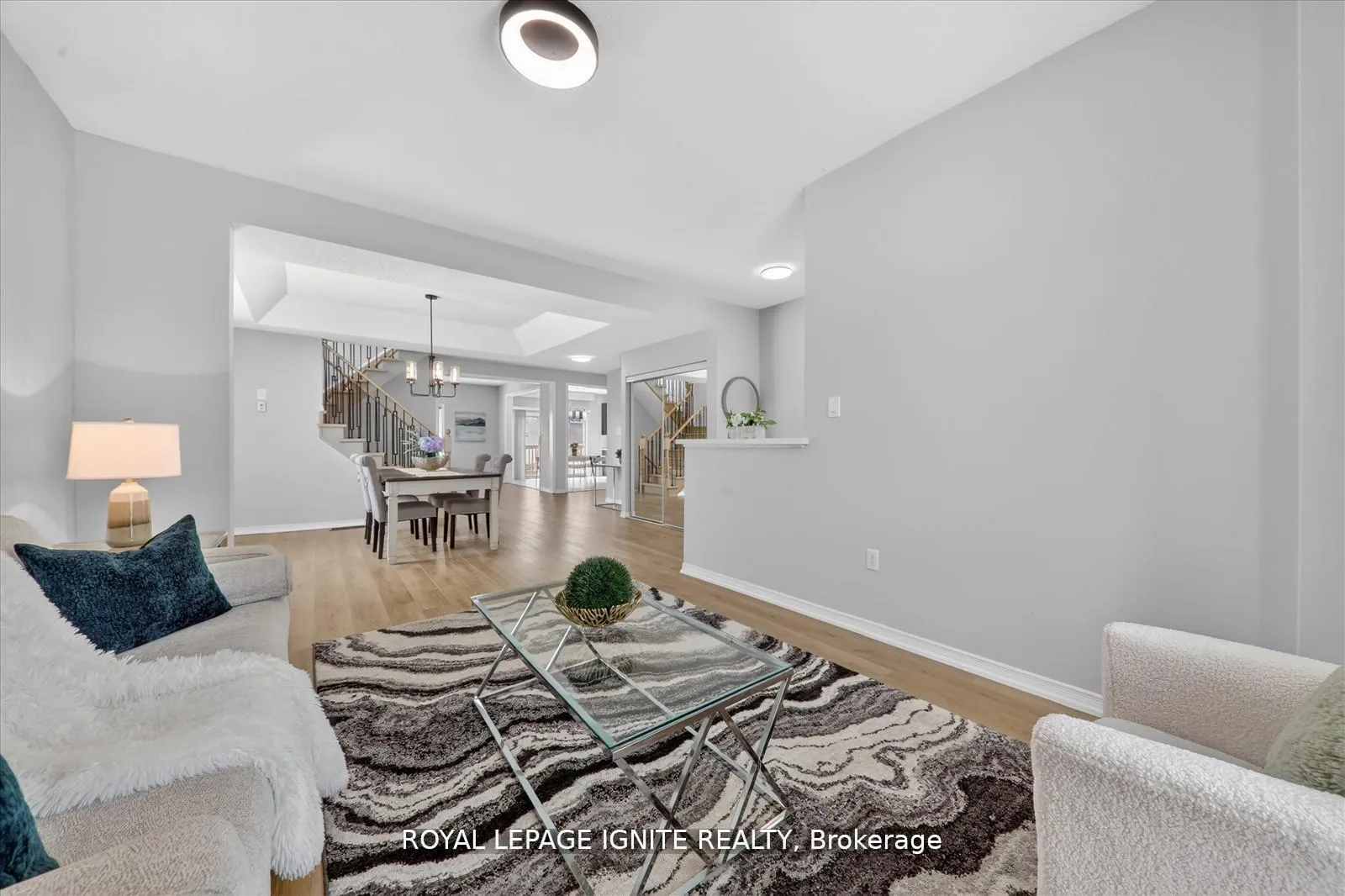 Photo 5 of 1447 Bassingthwaite Court, Innisfil, Alcona — HOMEH