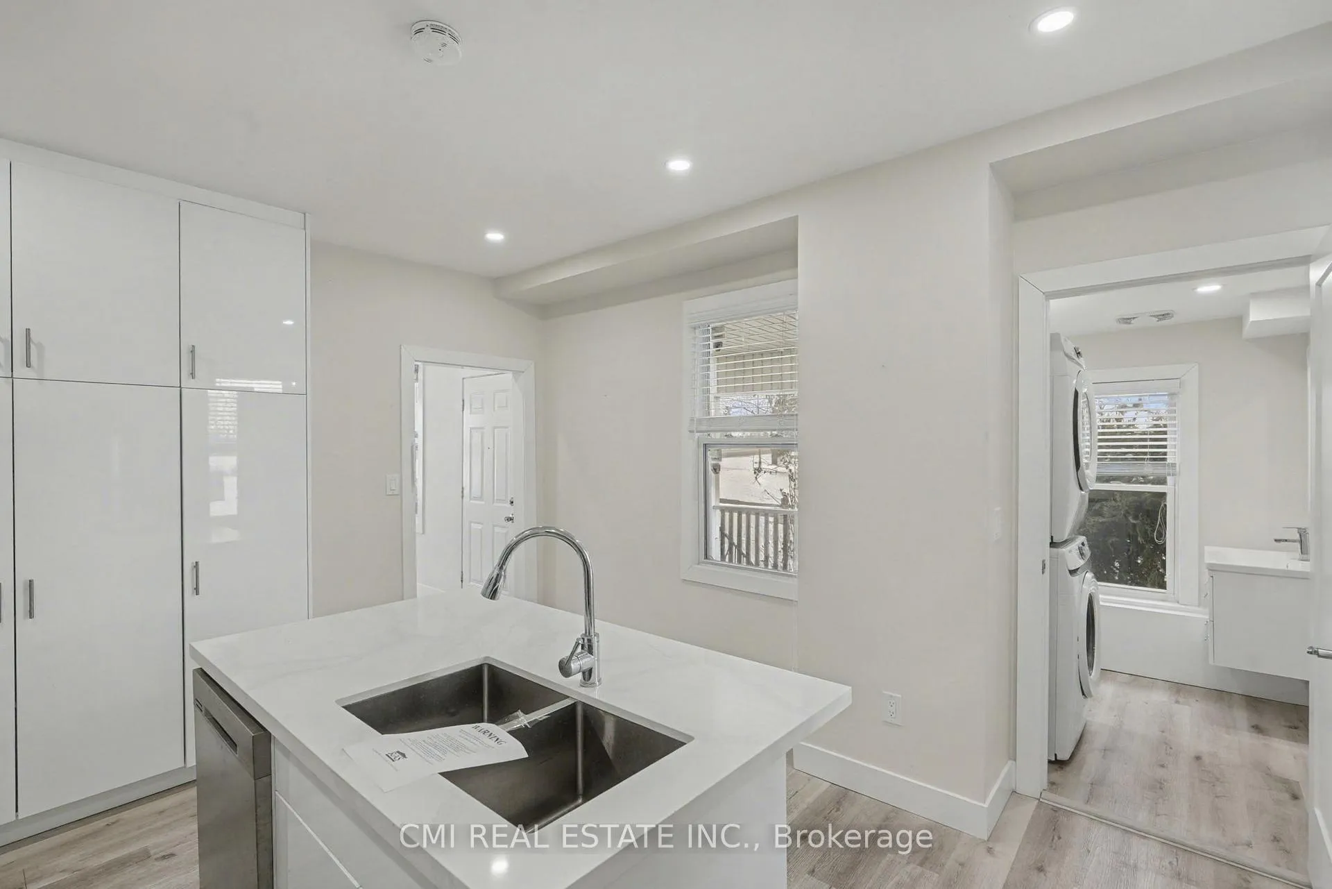 Photo 12 of 2546 Wilson Street, Hamilton, Rural Ancaster — HOMEH