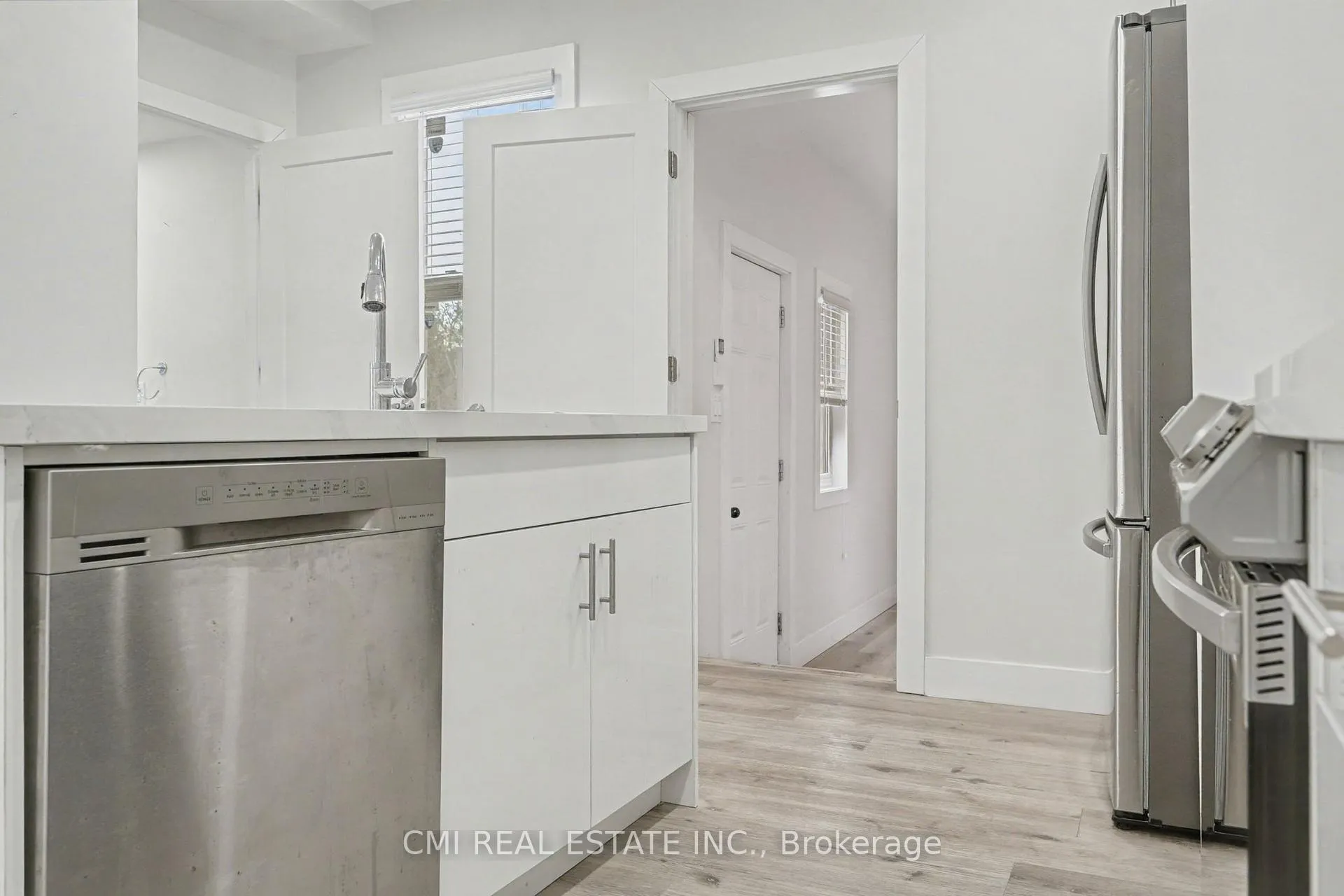 Photo 15 of 2546 Wilson Street, Hamilton, Rural Ancaster — HOMEH