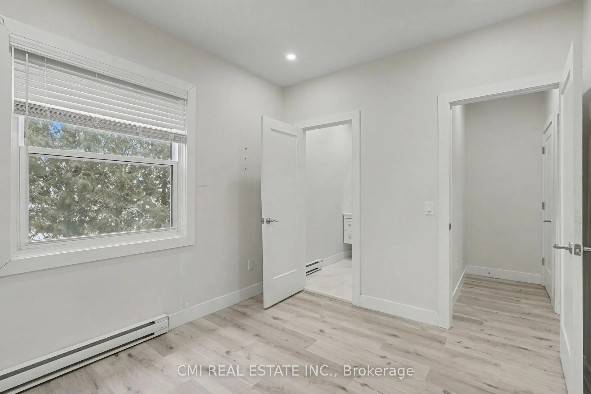 Photo 22 of 2546 Wilson Street, Hamilton, Rural Ancaster — HOMEH