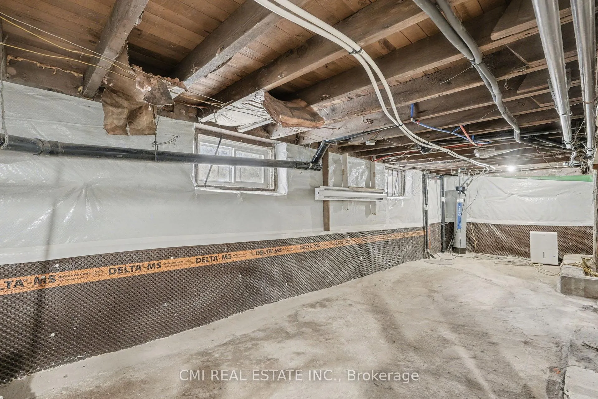 Photo 39 of 2546 Wilson Street, Hamilton, Rural Ancaster — HOMEH