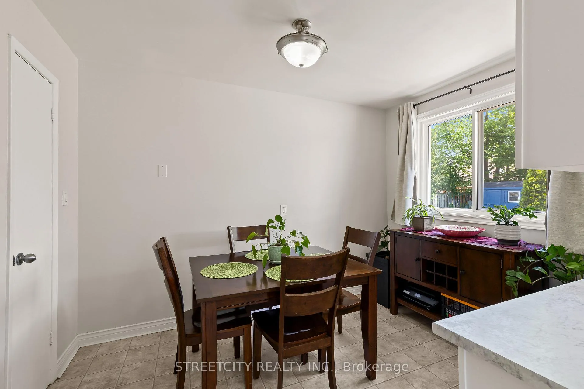 Photo 10 of 22 Vincent Street, London, South Q — HOMEH