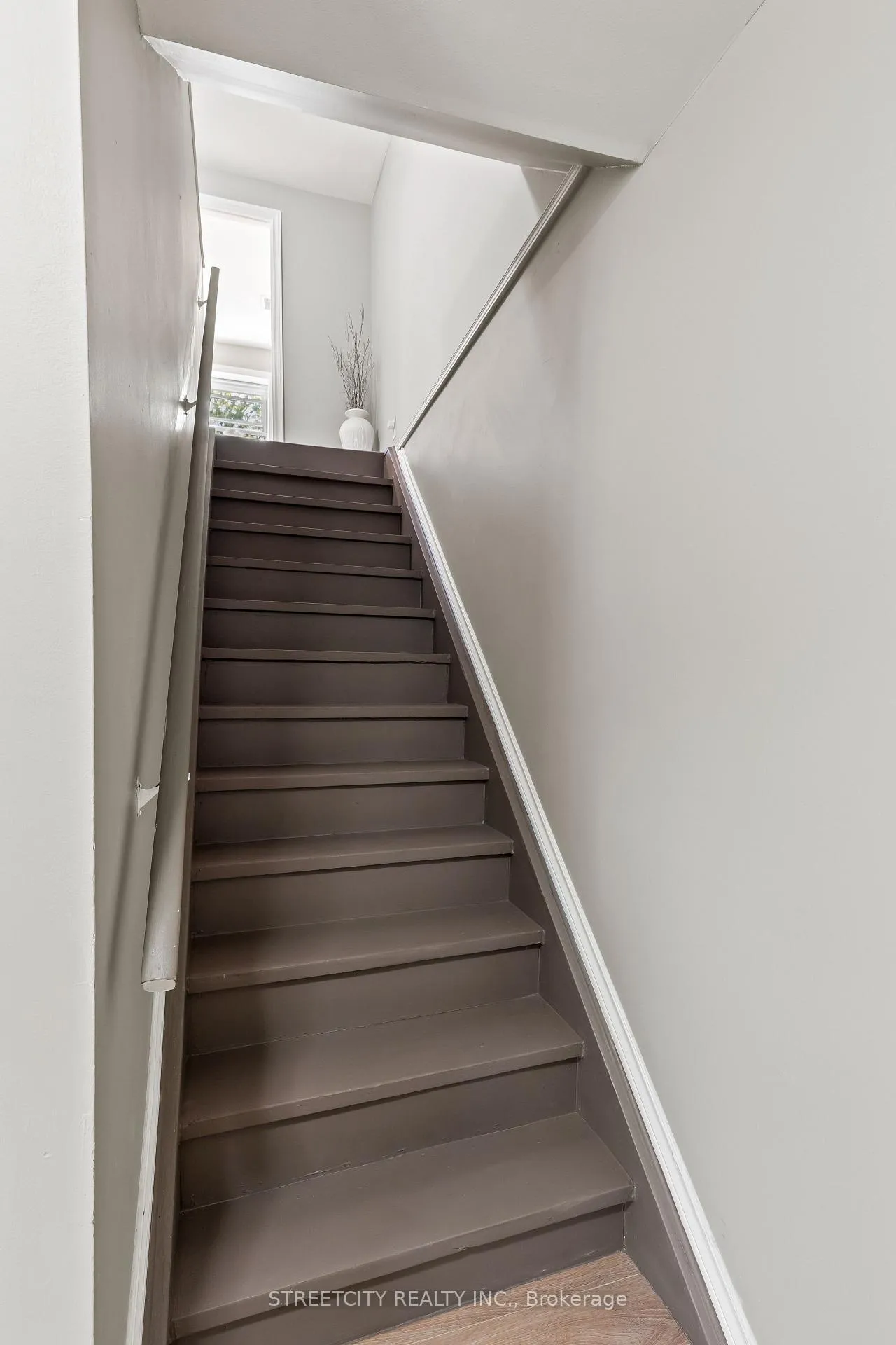 Photo 14 of 22 Vincent Street, London, South Q — HOMEH