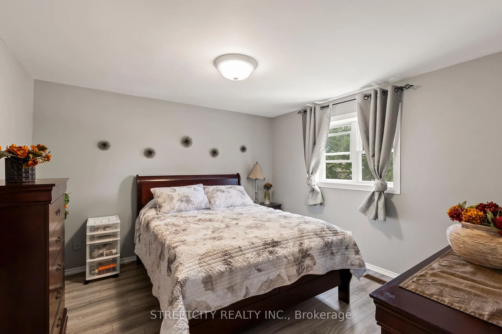 Photo 16 of 22 Vincent Street, London, South Q — HOMEH