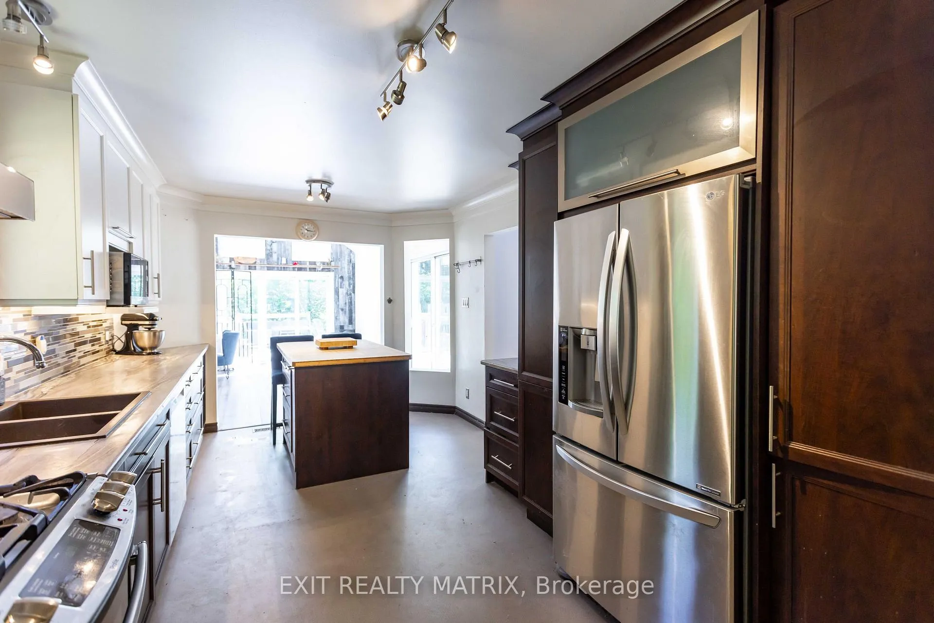 Photo 10 of 2779 Maplewood Drive, Champlain, Champlain Twp — HOMEH