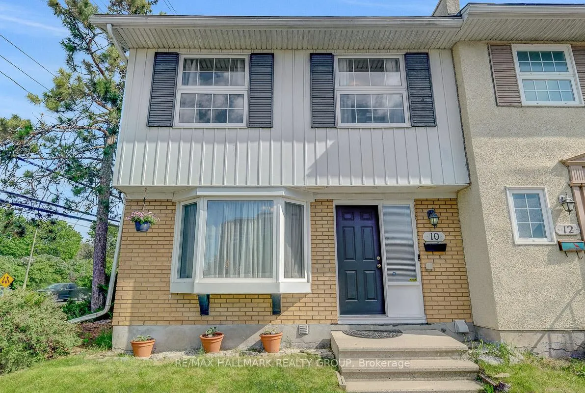 Photo 2 of 10 Greenbank Road, Ottawa, Leslie Park — HOMEH