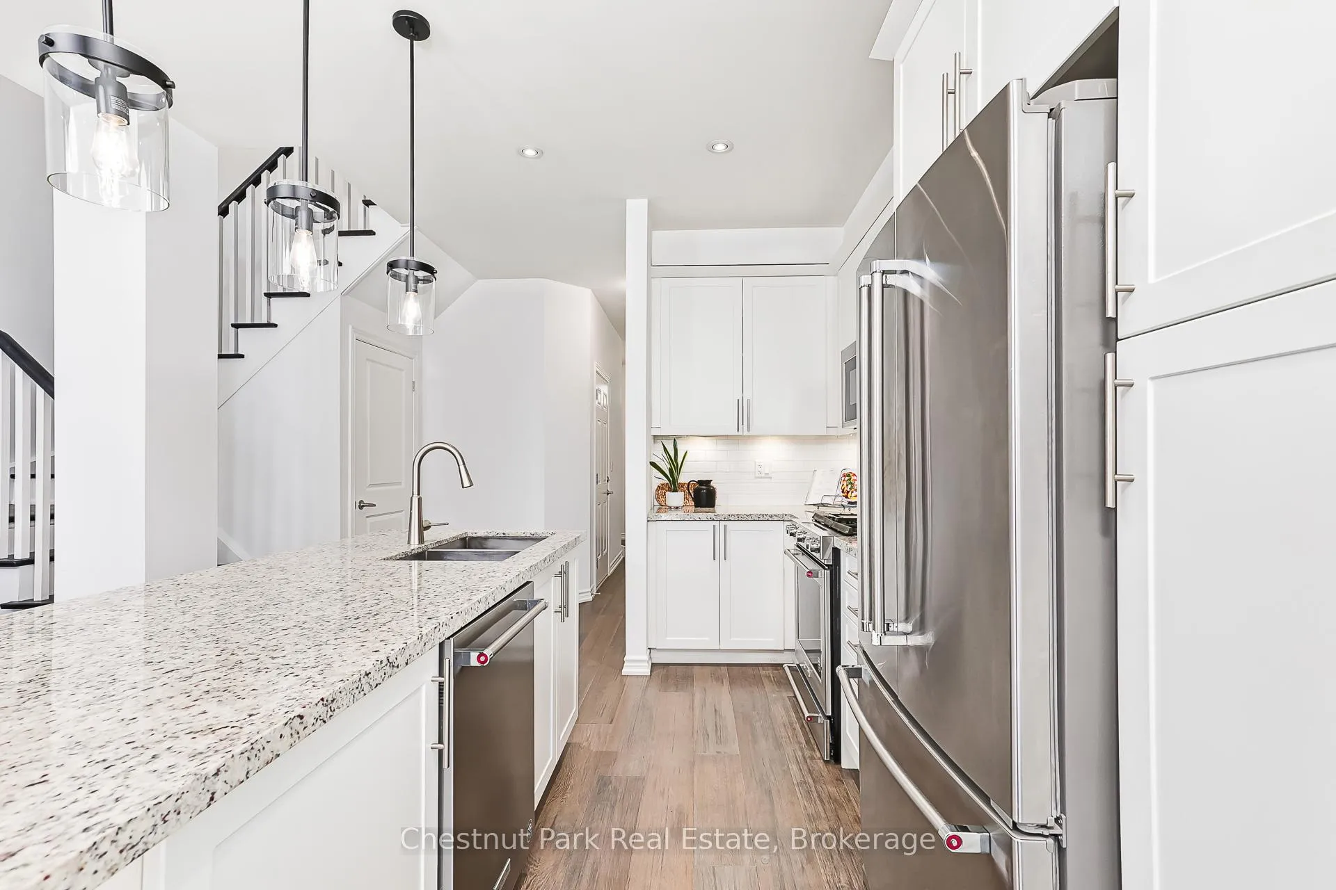 Photo 13 of 18 Gregory Avenue, Collingwood — HOMEH