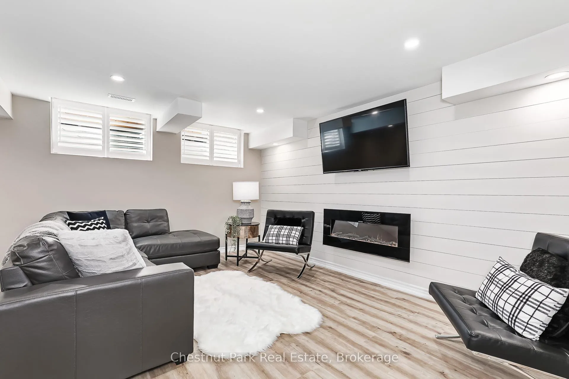 Photo 29 of 18 Gregory Avenue, Collingwood — HOMEH