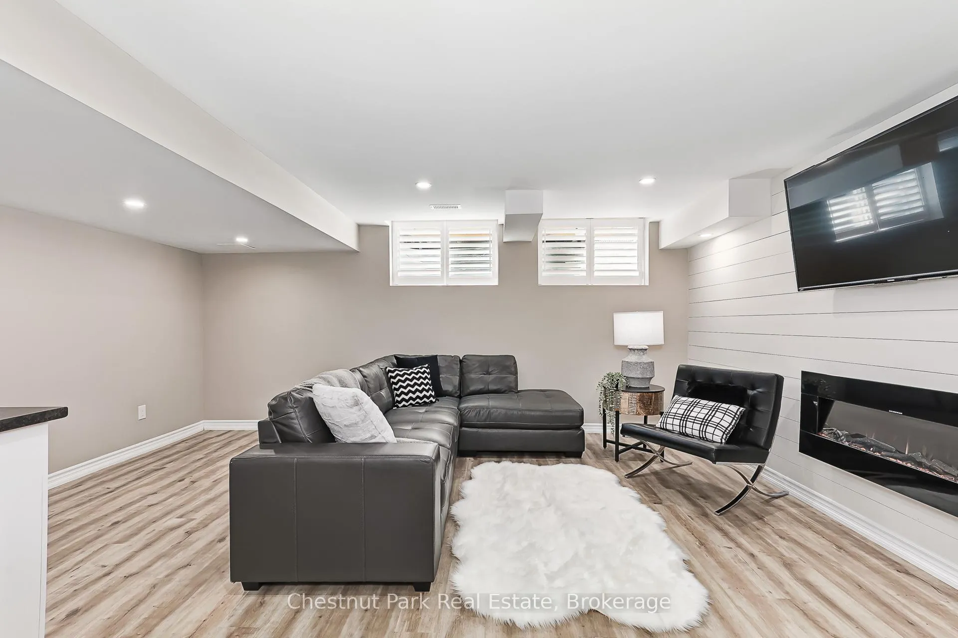 Photo 30 of 18 Gregory Avenue, Collingwood — HOMEH