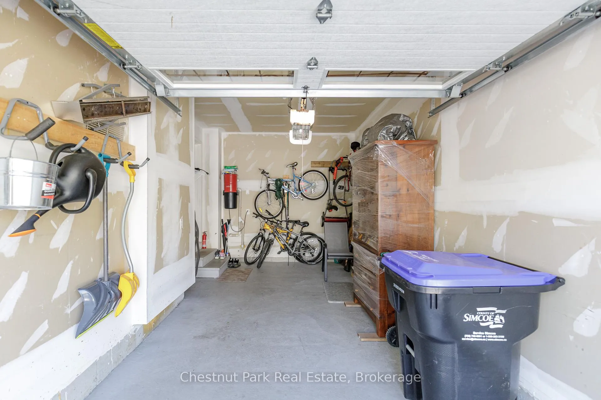 Photo 35 of 18 Gregory Avenue, Collingwood — HOMEH