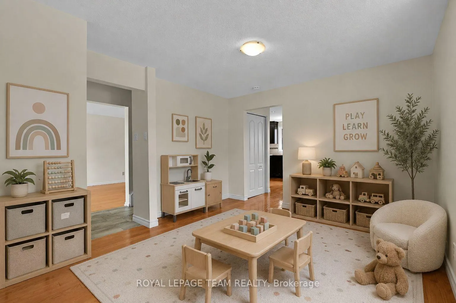 Photo 18 of 114 Chesterton Drive, Ottawa, Borden Farm/Stewart Farm/Carleton Heights/Parkwood Hills — HOMEH