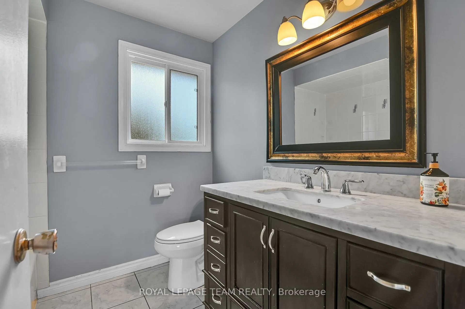 Photo 23 of 114 Chesterton Drive, Ottawa, Borden Farm/Stewart Farm/Carleton Heights/Parkwood Hills — HOMEH