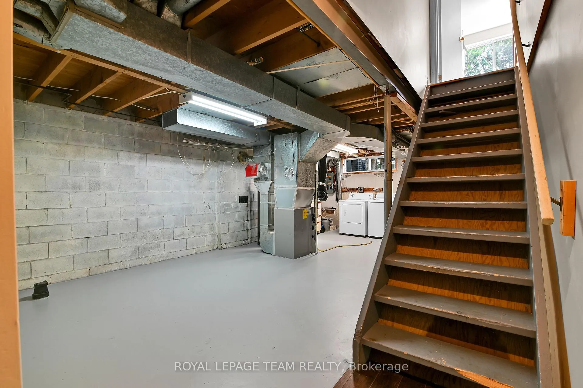 Photo 30 of 114 Chesterton Drive, Ottawa, Borden Farm/Stewart Farm/Carleton Heights/Parkwood Hills — HOMEH