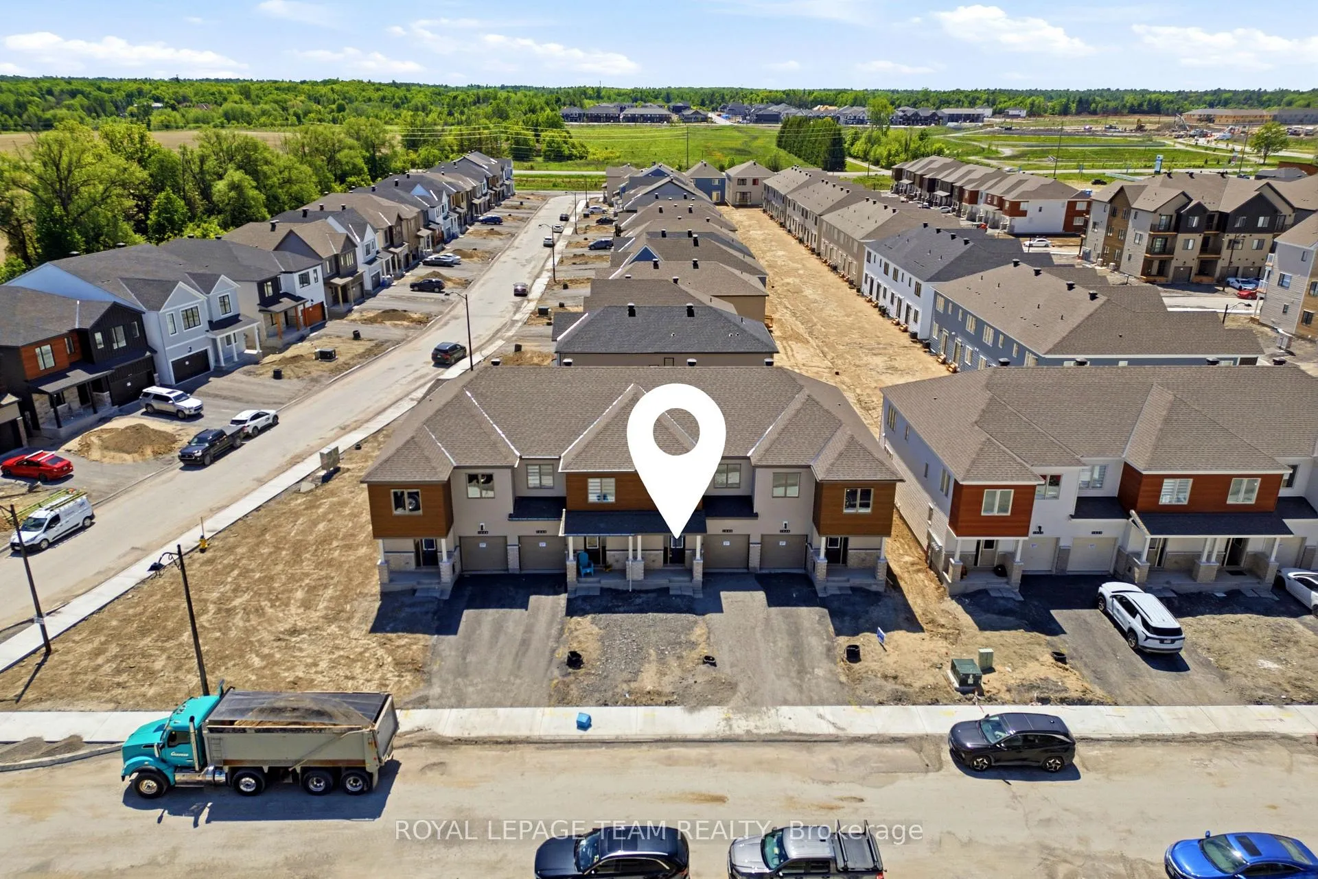 Photo 2 of 1042 Elixir Place, Ottawa, Kanata - Rural Kanata (Central) — HOMEH
