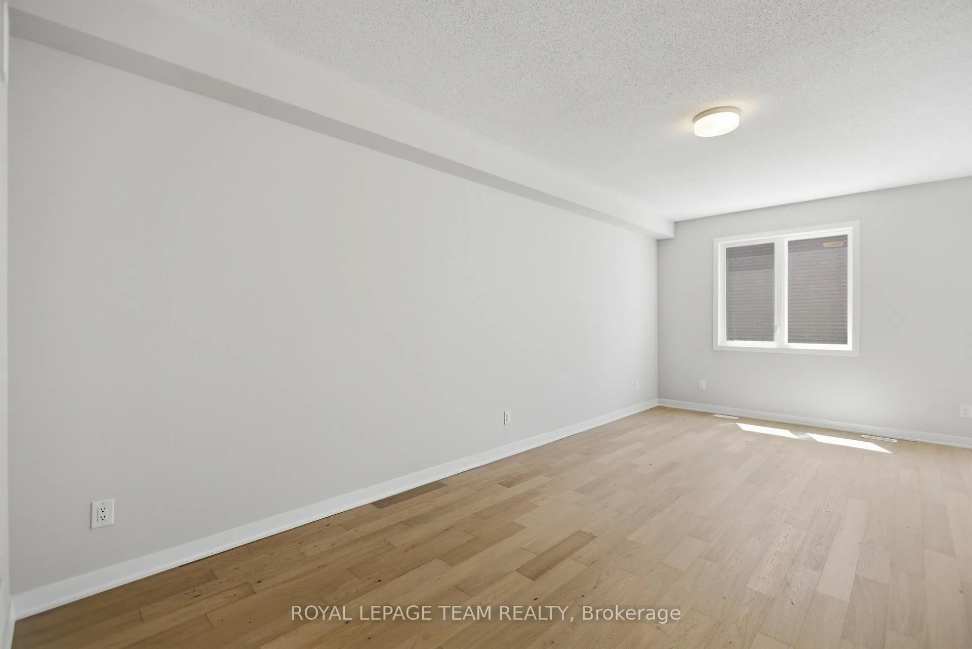 Photo 5 of 1042 Elixir Place, Ottawa, Kanata - Rural Kanata (Central) — HOMEH