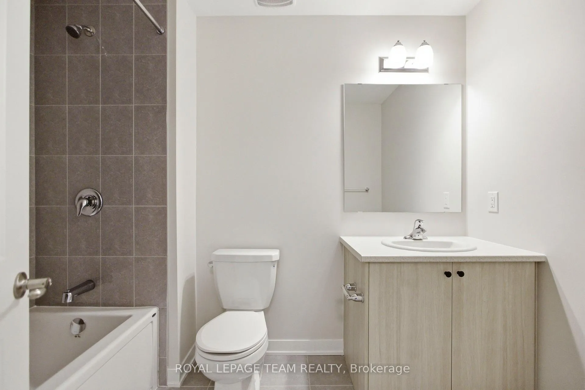 Photo 23 of 1042 Elixir Place, Ottawa, Kanata - Rural Kanata (Central) — HOMEH