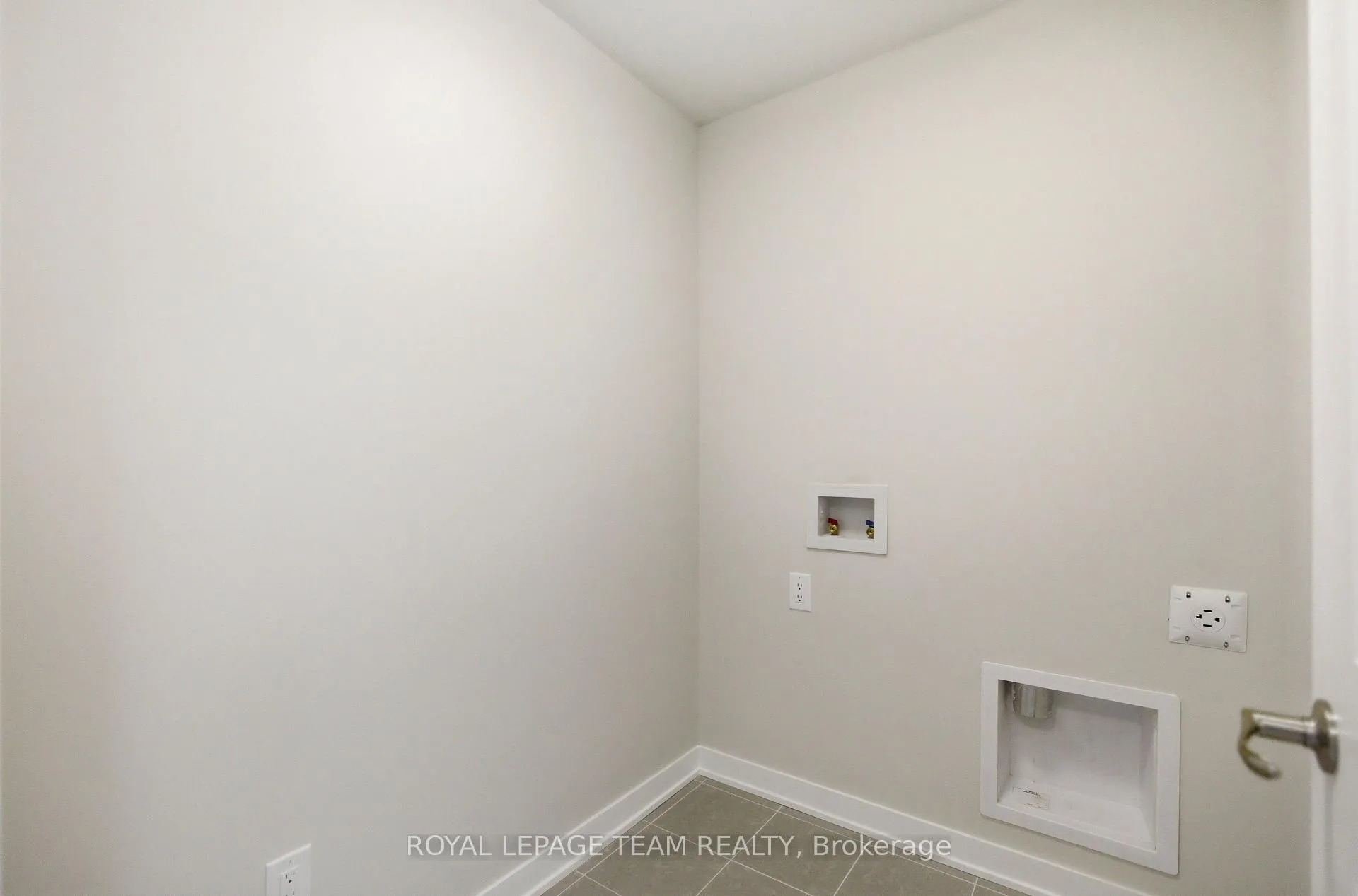 Photo 24 of 1042 Elixir Place, Ottawa, Kanata - Rural Kanata (Central) — HOMEH