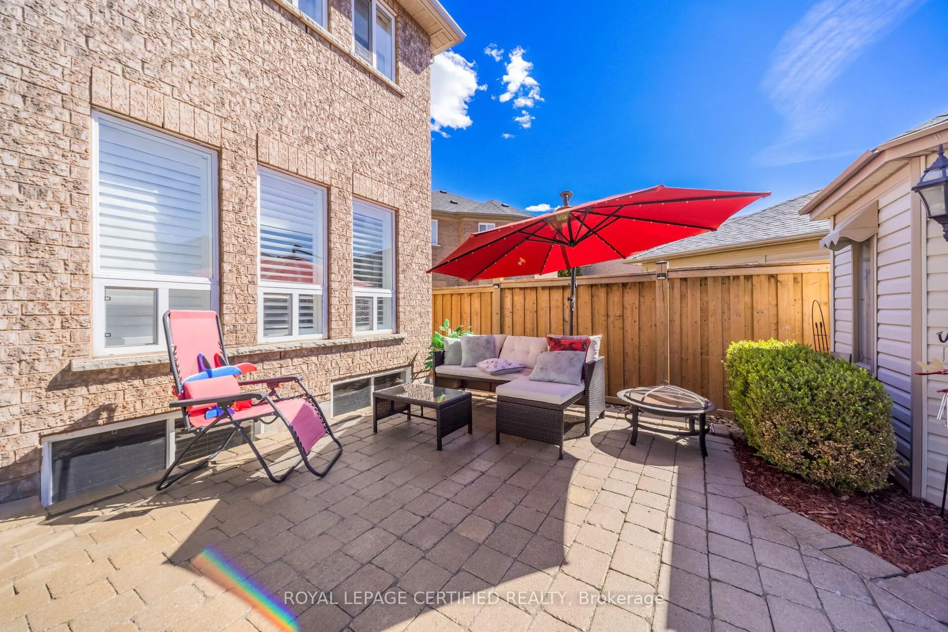 Photo 35 of 141 Vintage Gate, Brampton, Fletcher's Creek Village — HOMEH