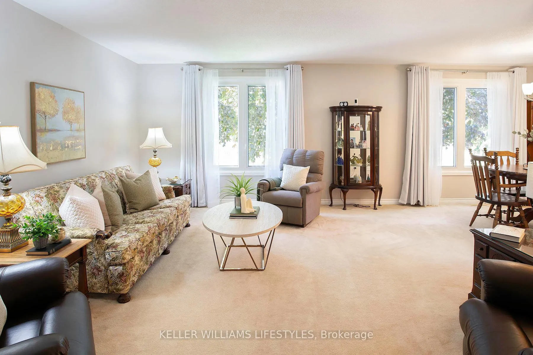 Photo 6 of 128 Clarendon Crescent, London, South P — HOMEH