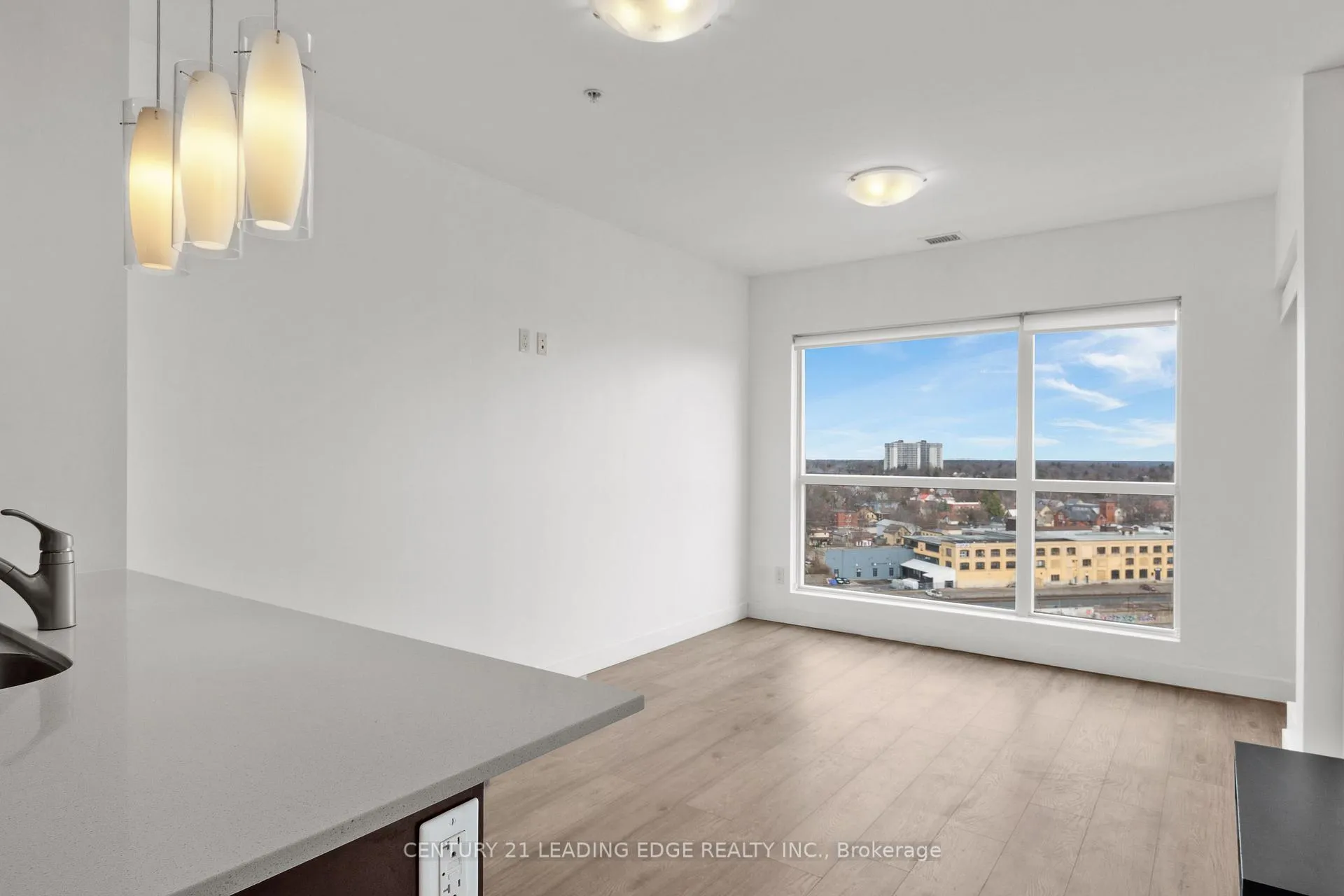 Photo 17 of Unit 1308, 1 Victoria Street S, Kitchener — HOMEH