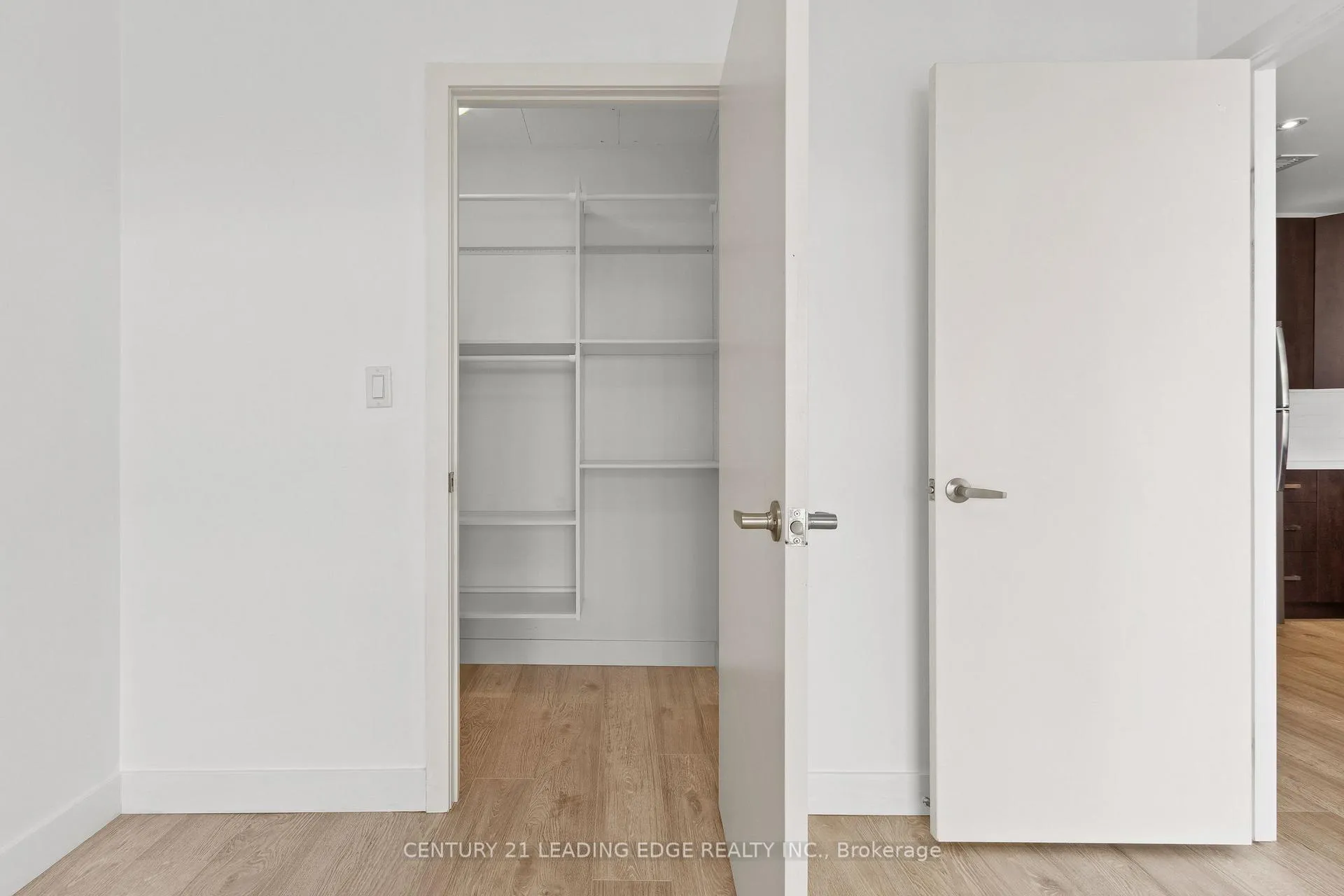 Photo 26 of Unit 1308, 1 Victoria Street S, Kitchener — HOMEH