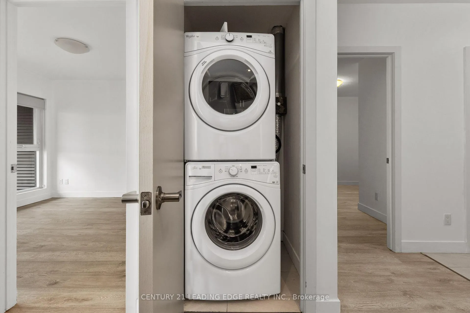 Photo 31 of Unit 1308, 1 Victoria Street S, Kitchener — HOMEH