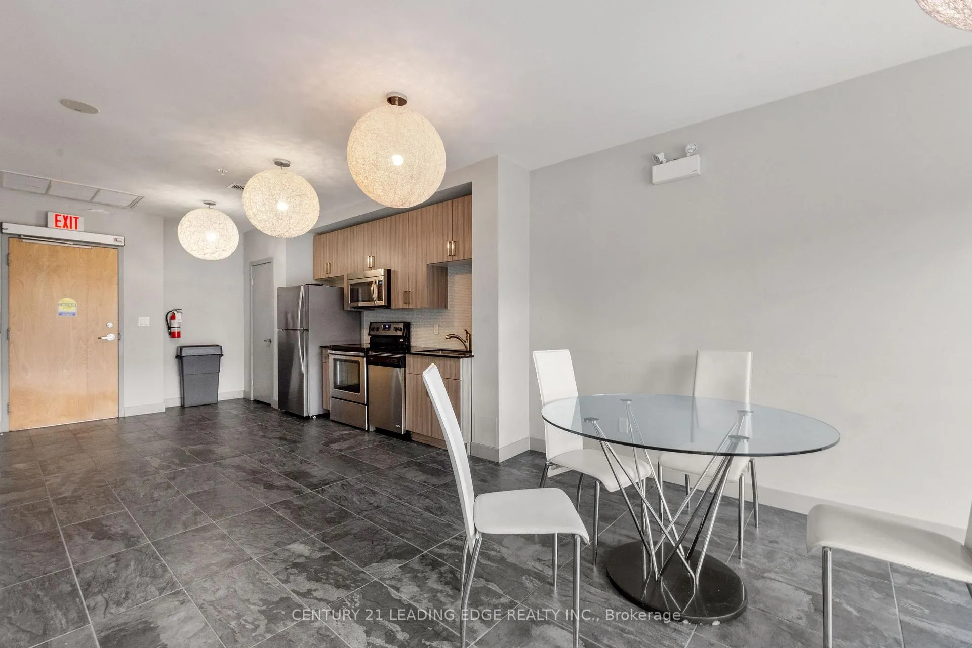 Photo 39 of Unit 1308, 1 Victoria Street S, Kitchener — HOMEH