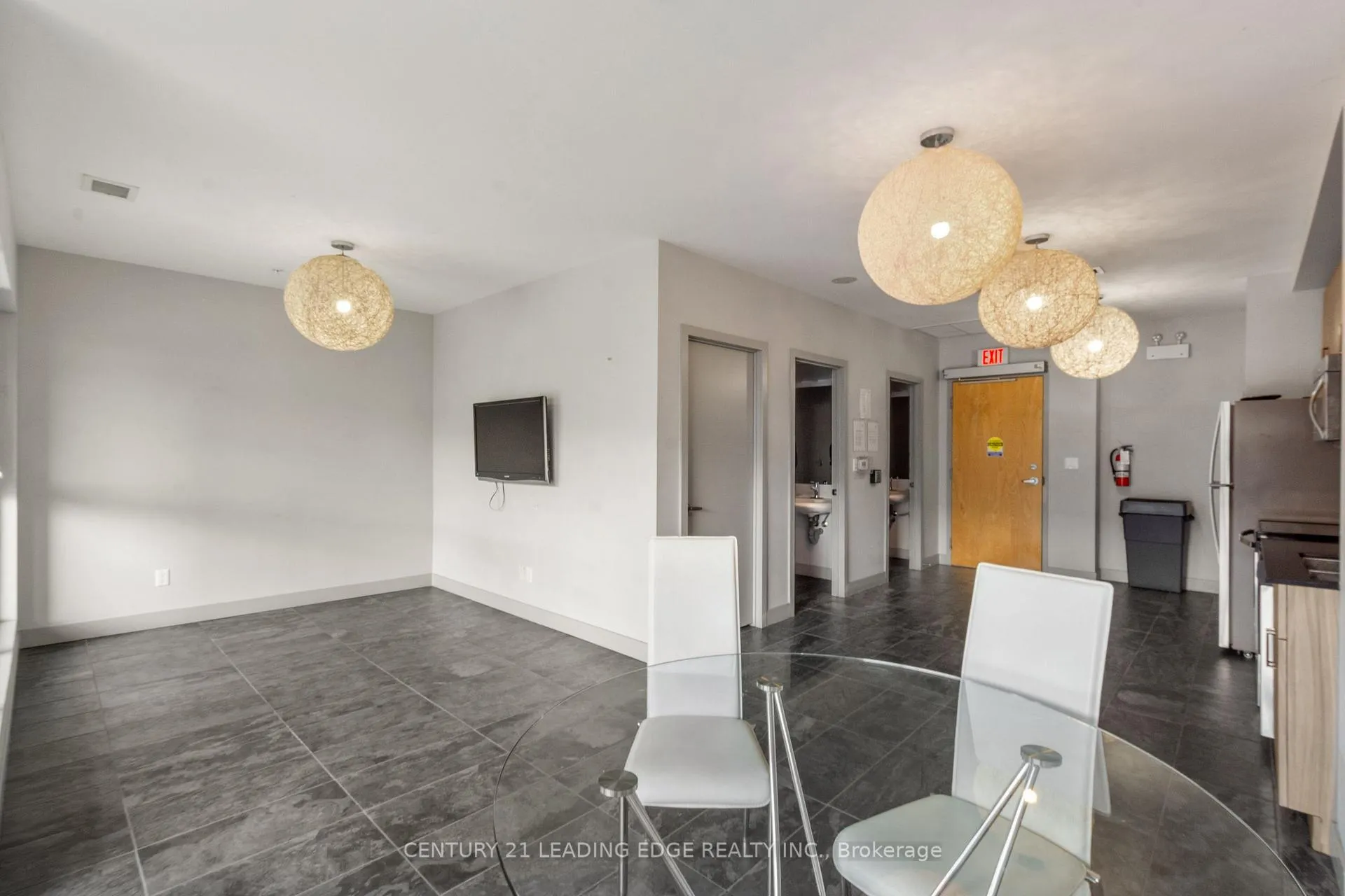 Photo 40 of Unit 1308, 1 Victoria Street S, Kitchener — HOMEH