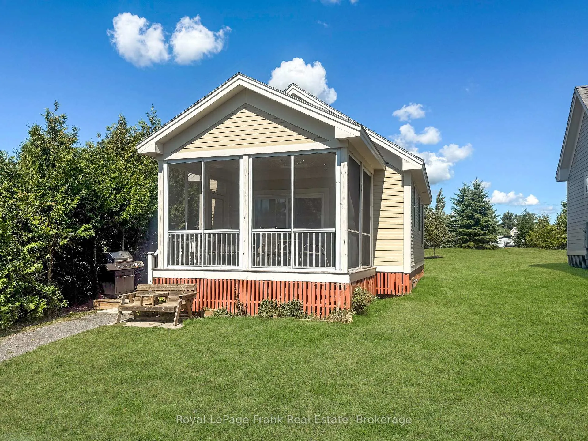 Photo of Unit 27, 13 Butternut Lane