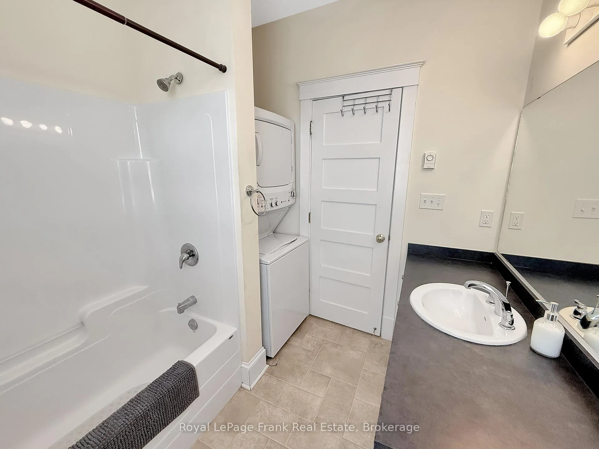 Photo 17 of Unit 27, 13 Butternut Lane, Prince Edward County, Athol Ward — HOMEH