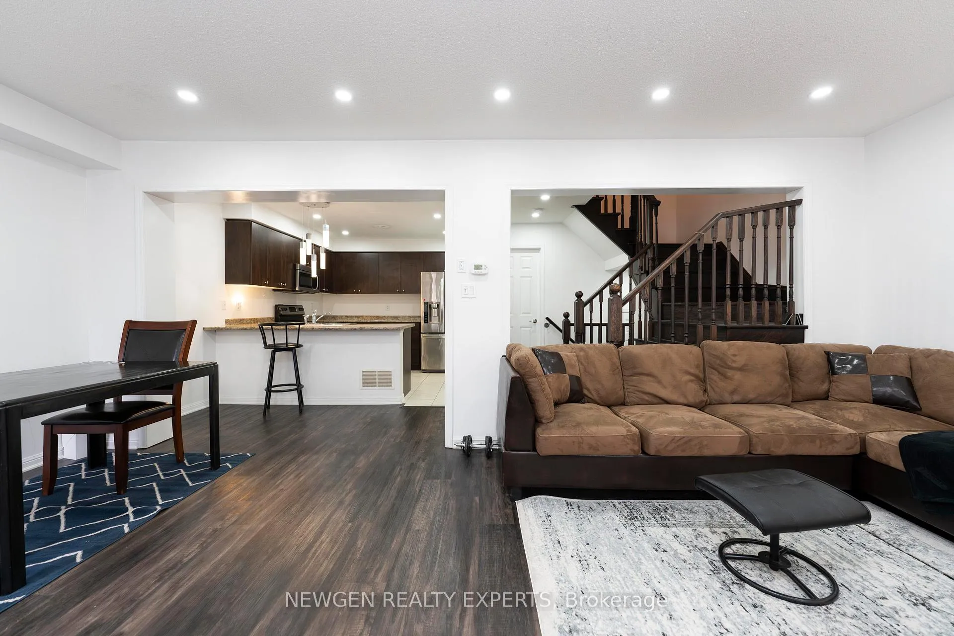 Photo 18 of 51 Colonel Frank Ching Crescent, Brampton, Fletcher's West — HOMEH