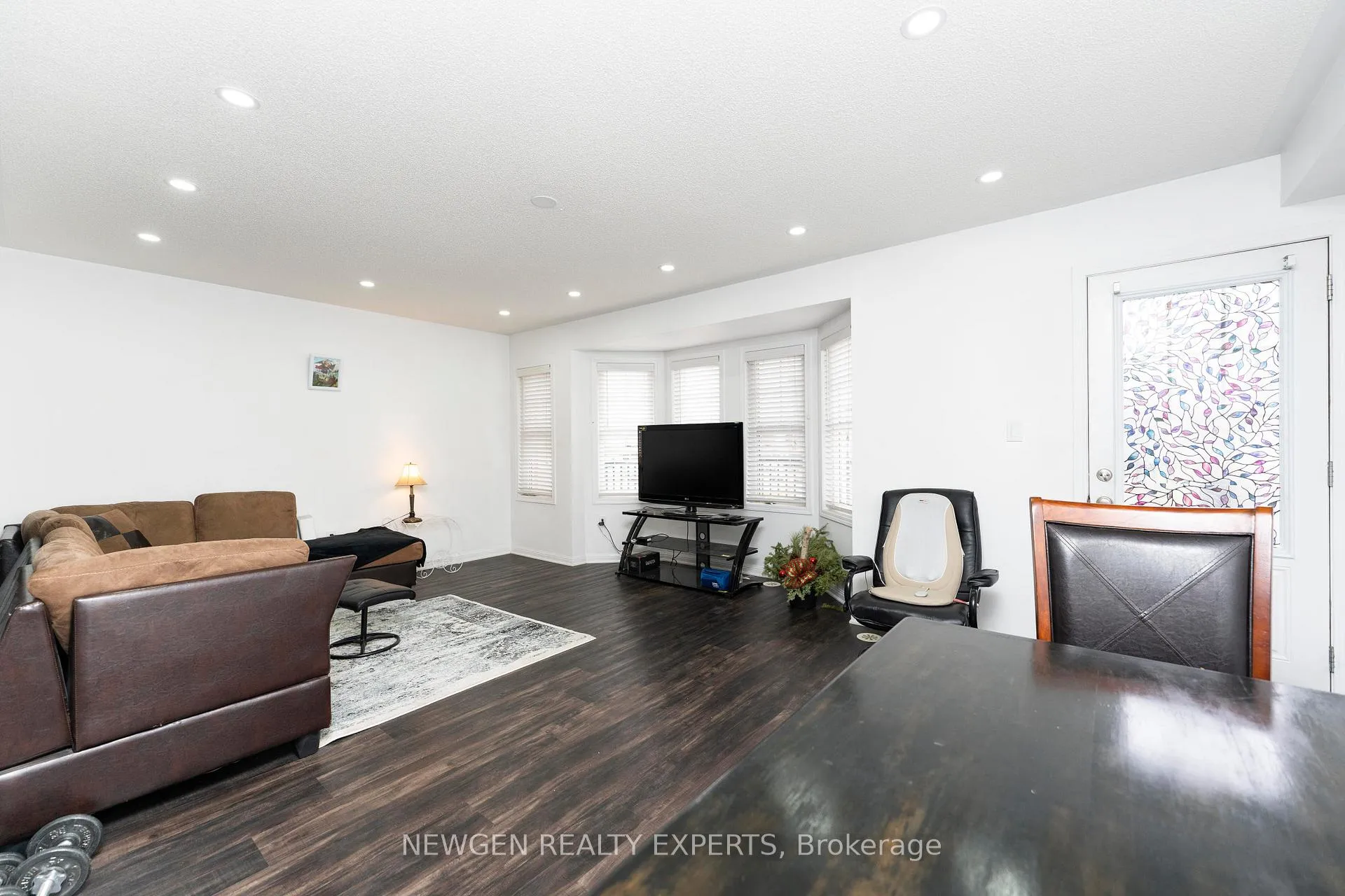 Photo 22 of 51 Colonel Frank Ching Crescent, Brampton, Fletcher's West — HOMEH