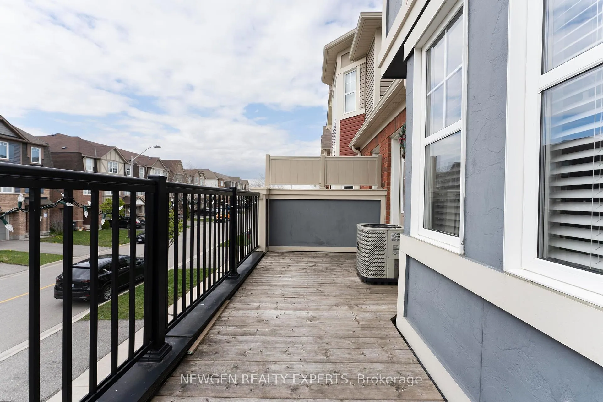 Photo 25 of 51 Colonel Frank Ching Crescent, Brampton, Fletcher's West — HOMEH