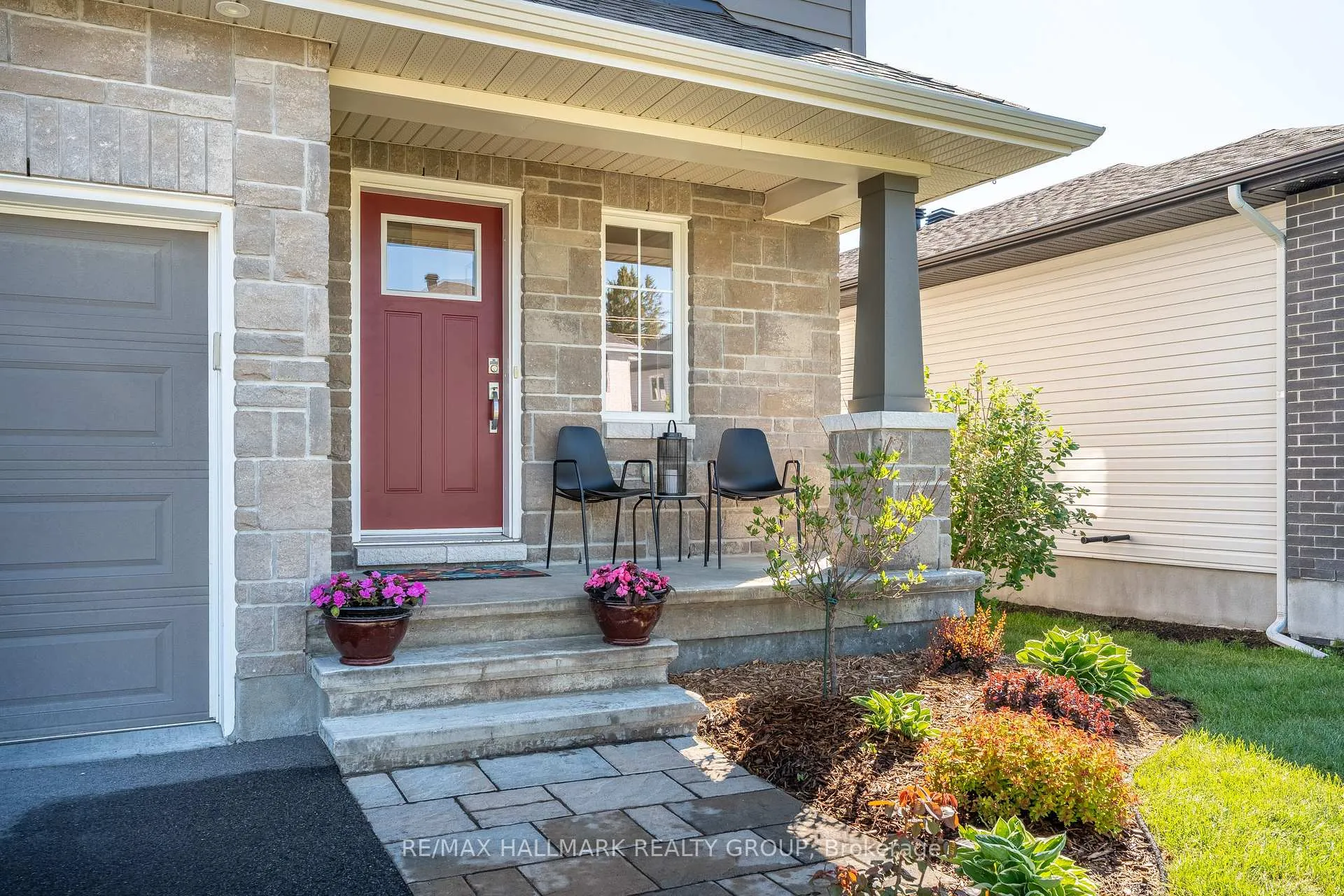 Photo 3 of 755 Kirkham Crescent, Ottawa, Btwn Franktown Rd. & Fallowfield Rd. — HOMEH