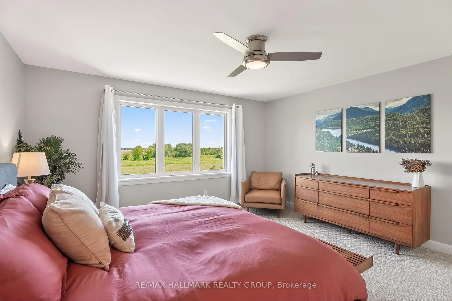 Photo 27 of 755 Kirkham Crescent, Ottawa, Btwn Franktown Rd. & Fallowfield Rd. — HOMEH