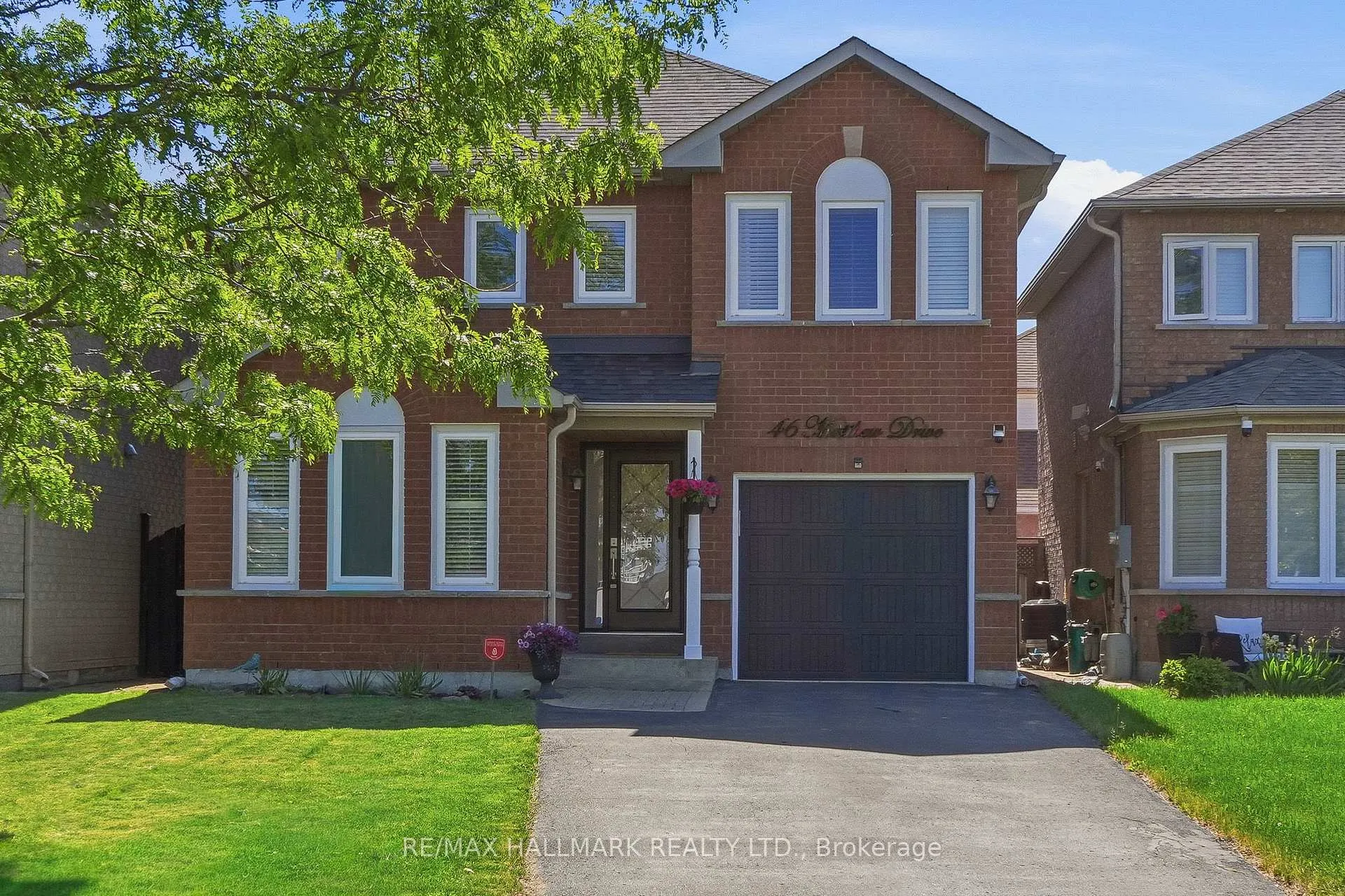 Photo 1 of 46 Matthew Drive, Vaughan, East Woodbridge — HOMEH