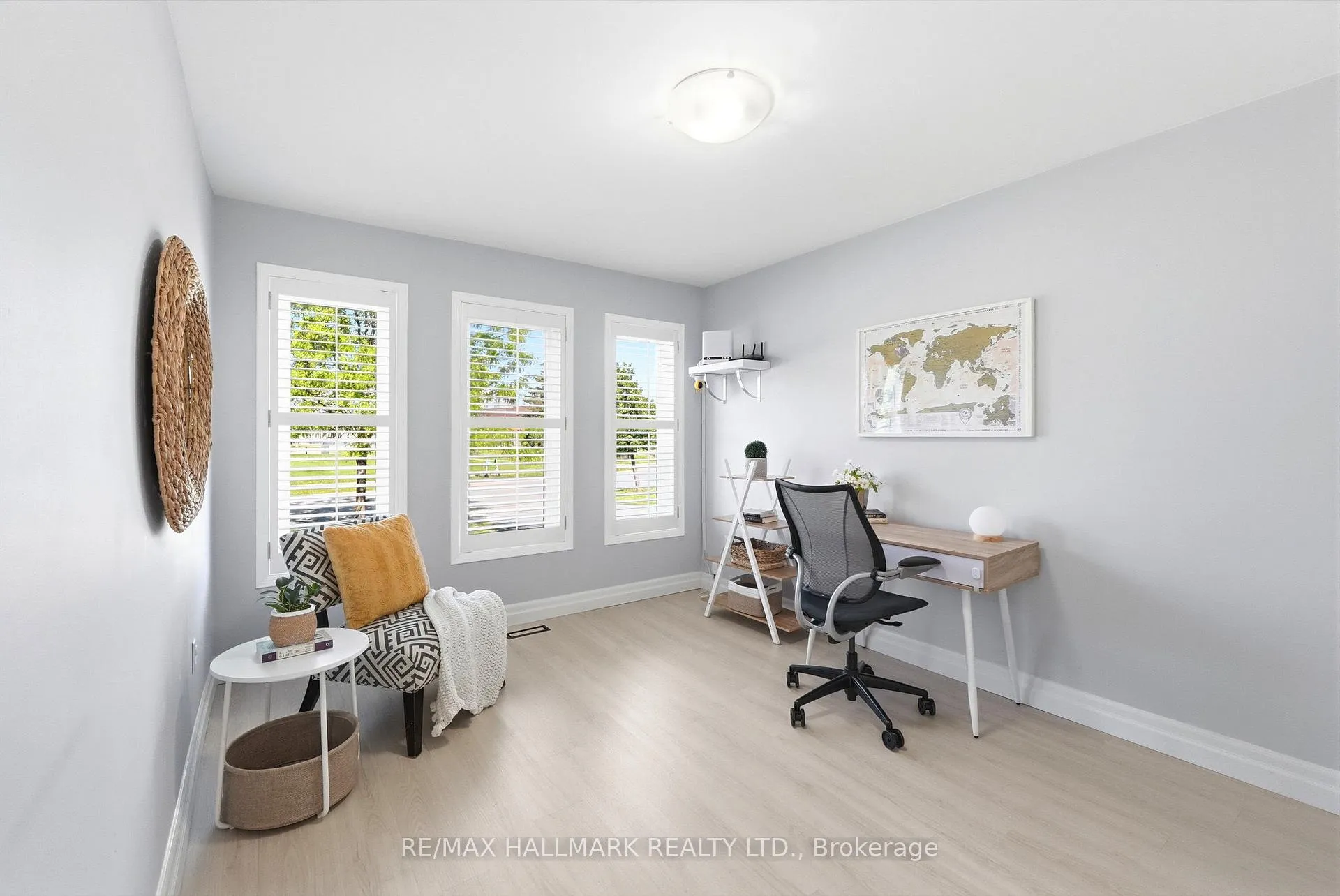 Photo 18 of 46 Matthew Drive, Vaughan, East Woodbridge — HOMEH