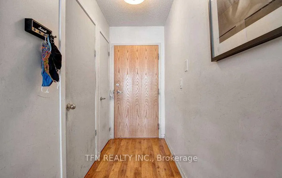 Photo 6 of Unit 1723, 38 Joe Shuster Way, Toronto, Niagara — HOMEH