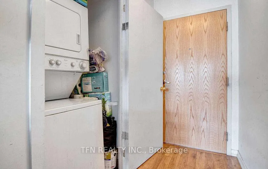 Photo 7 of Unit 1723, 38 Joe Shuster Way, Toronto, Niagara — HOMEH