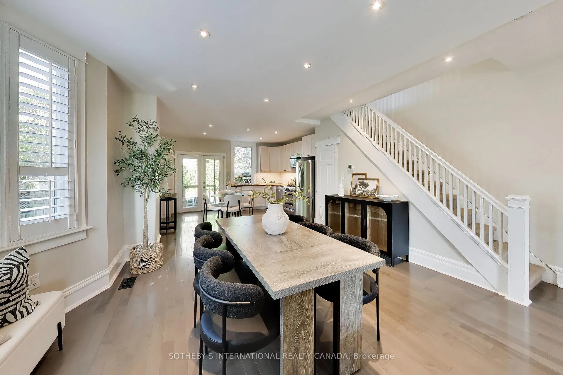 Photo 12 of 159 Glenmount Park Road, Toronto, East End-Danforth — HOMEH