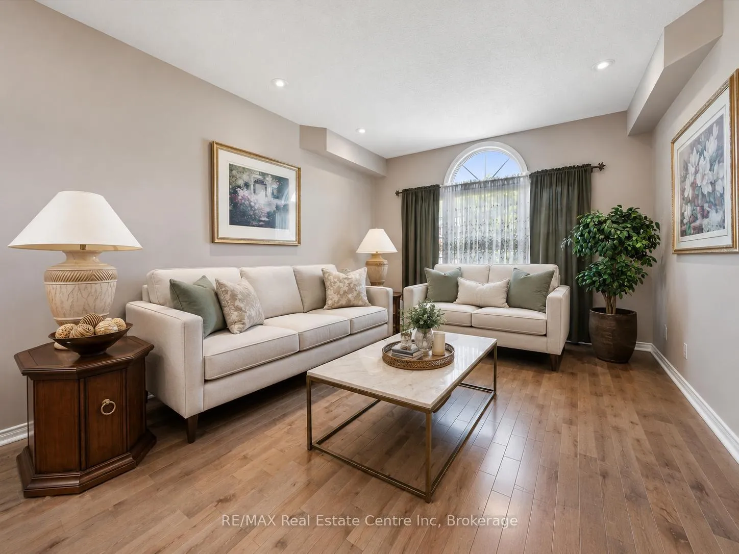 Photo 3 of 24 Pine Ridge Drive, Guelph, Pineridge/Westminster Woods — HOMEH